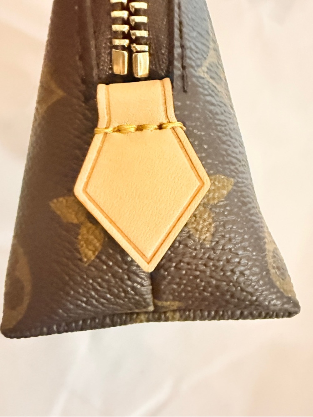 Louis Vuitton Monogram Canvas Brown and Gold Cosmetic Pouch - Picture 3 of 12